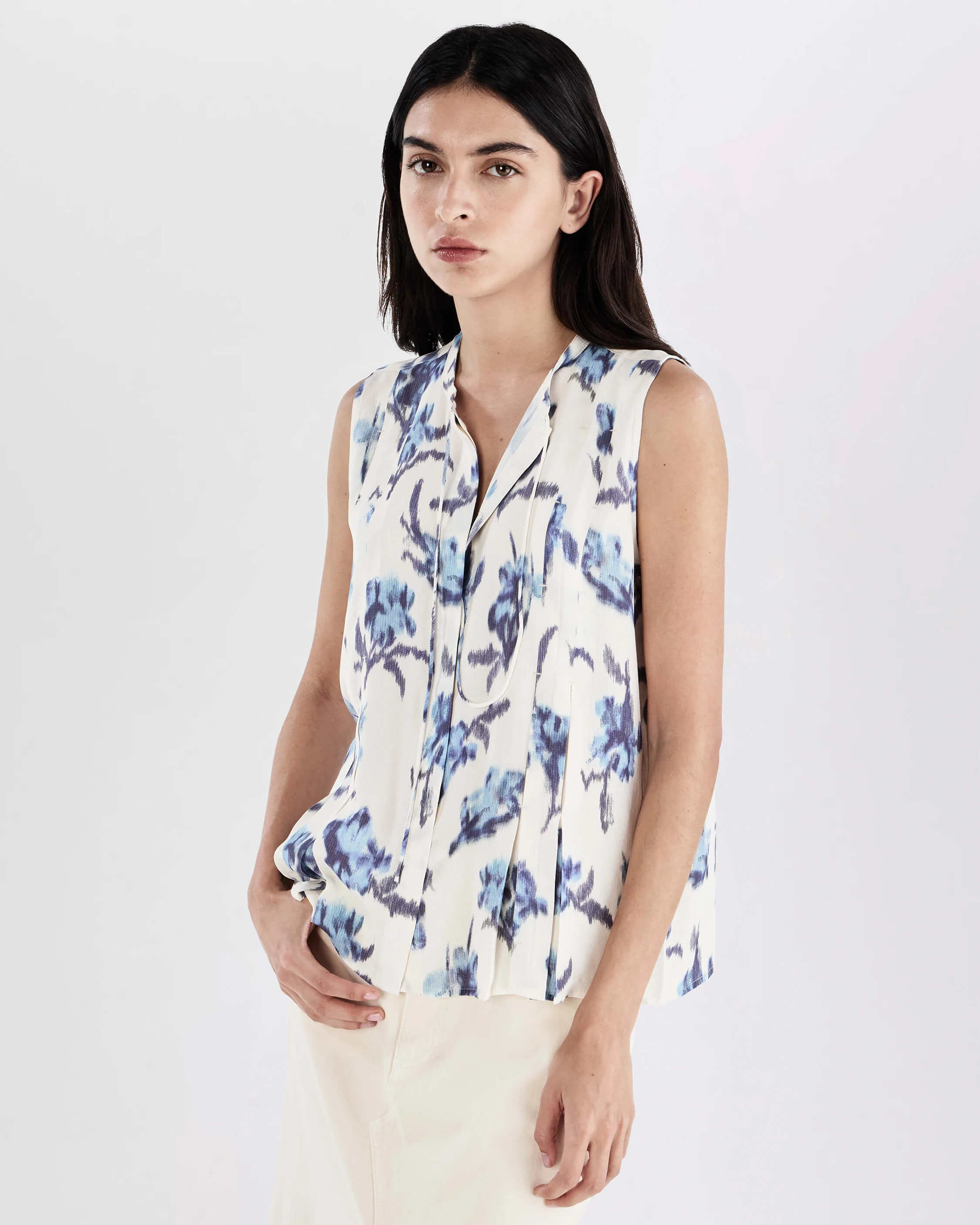 Arden Printed Sleeveless Blouse - Image 4