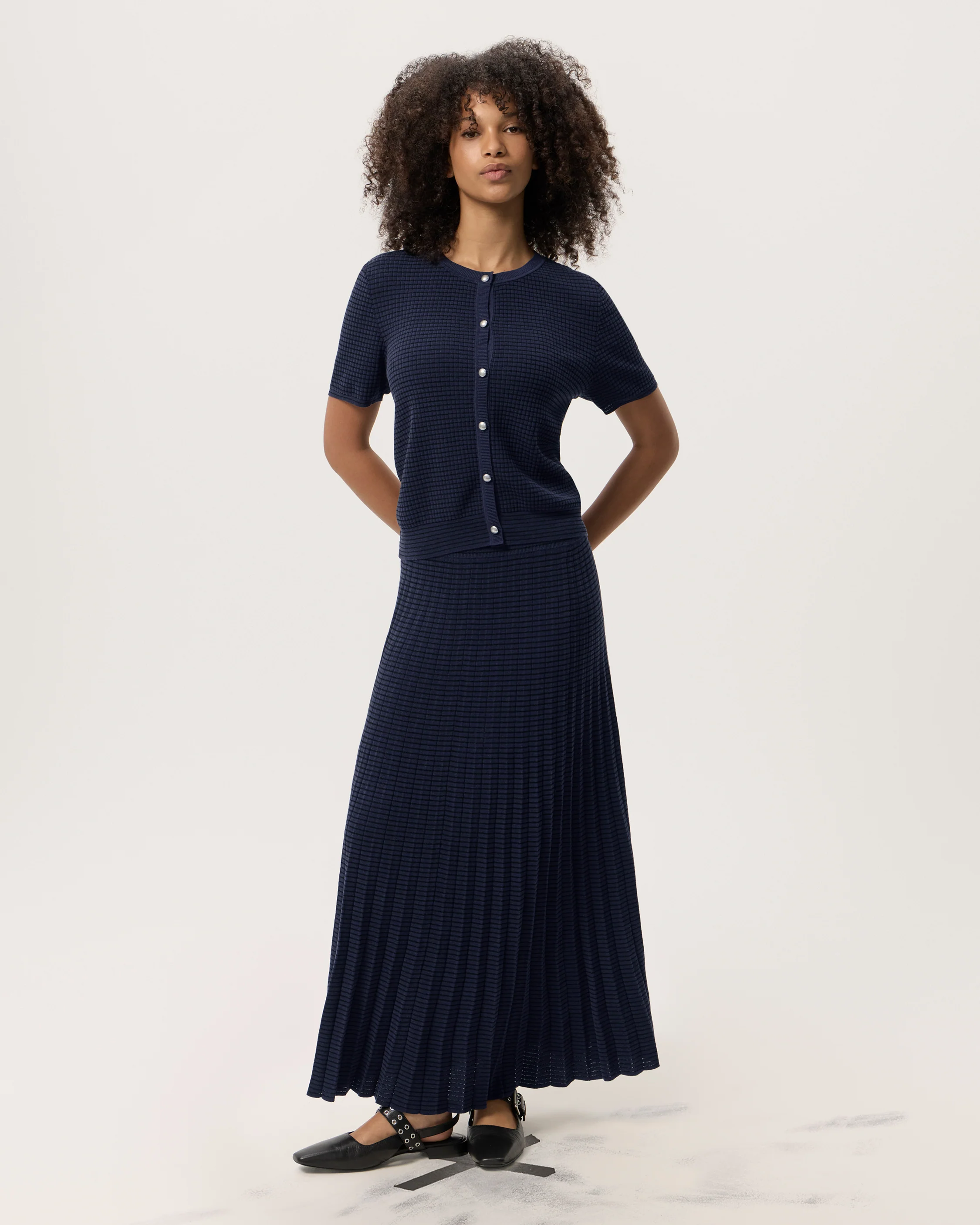 Eloise Short Sleeve Cardigan - Image 4