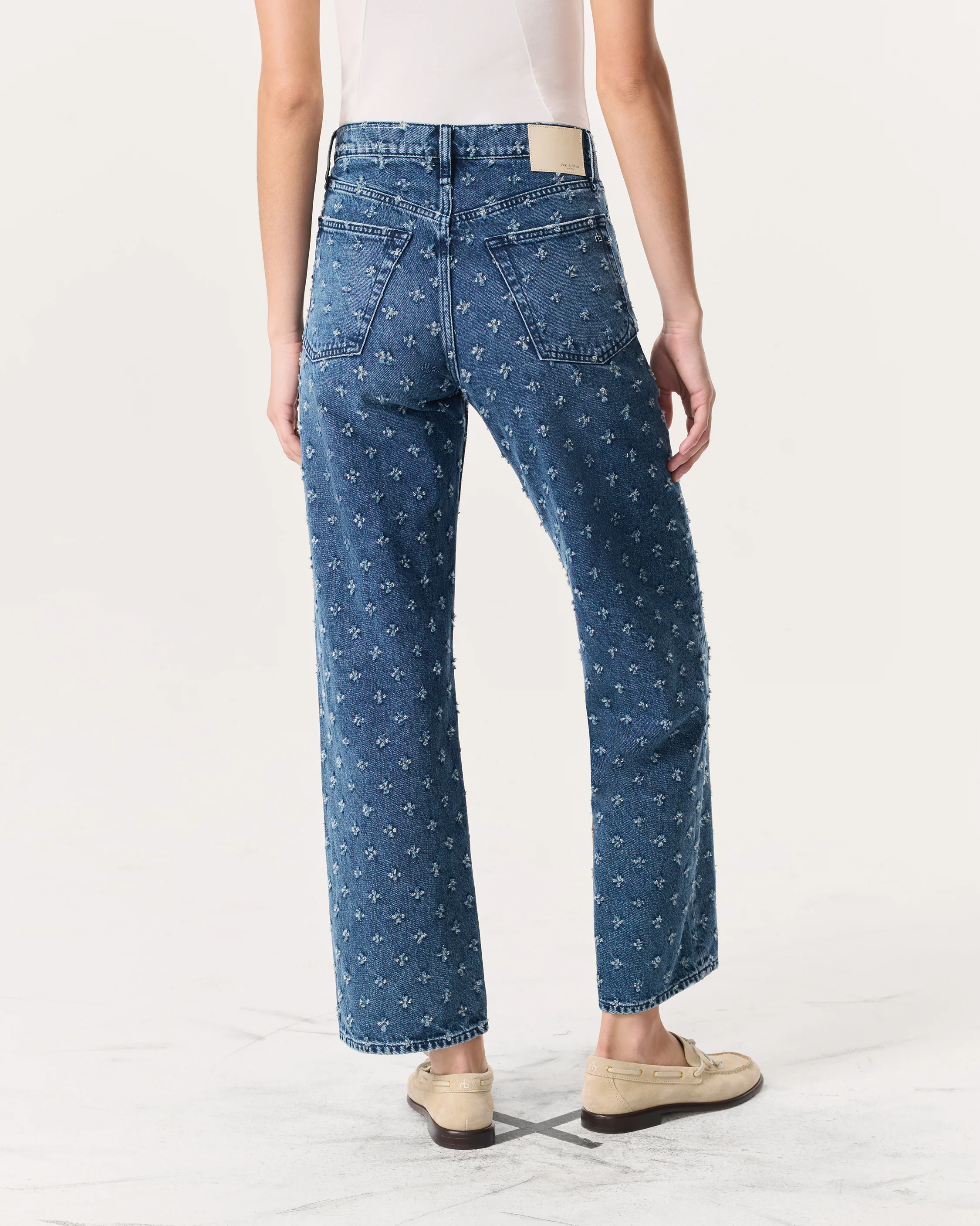 Shea Textured Ankle-Length Relaxed Straight Jeans - Image 4