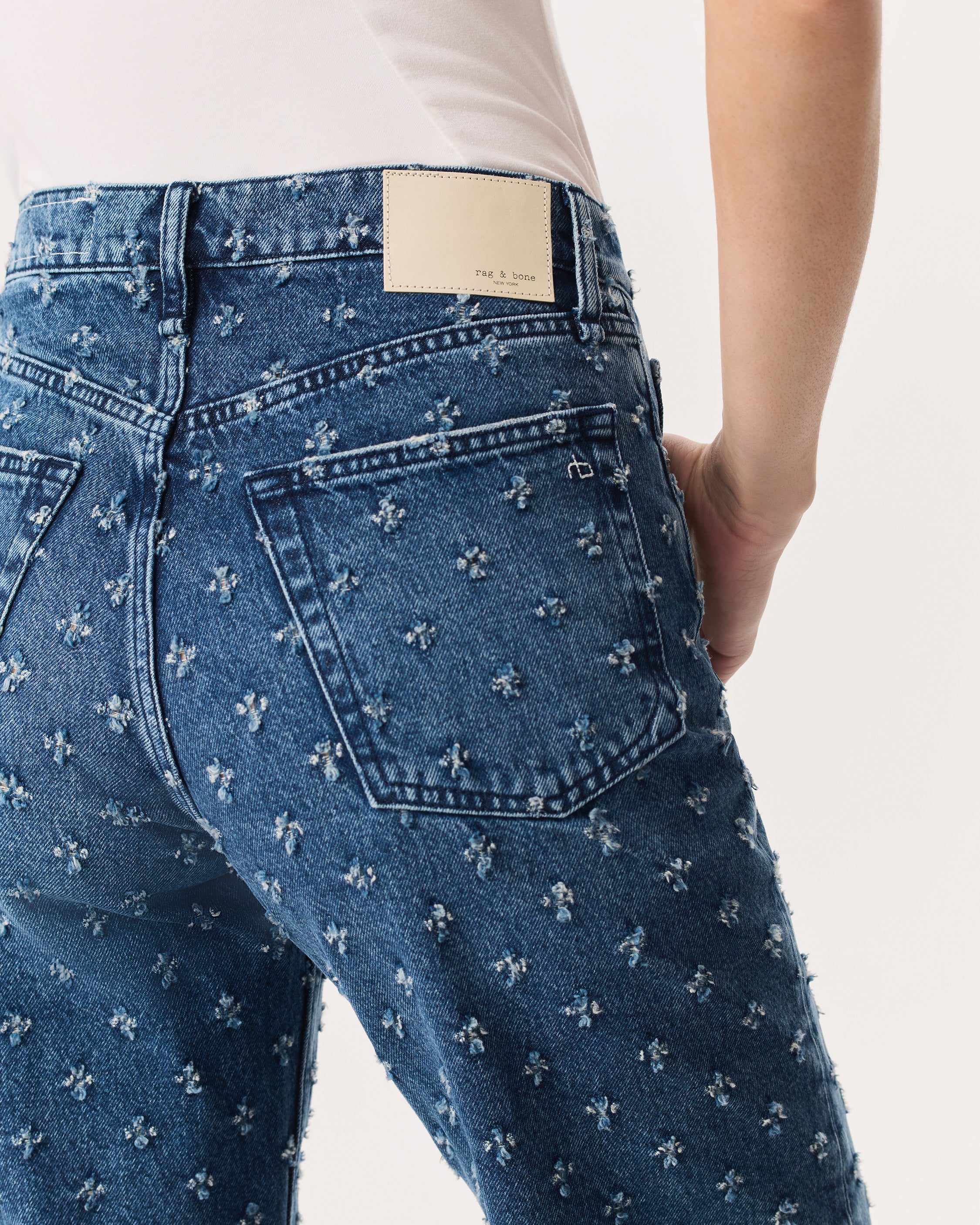 Shea Textured Ankle-Length Relaxed Straight Jeans - Image 5