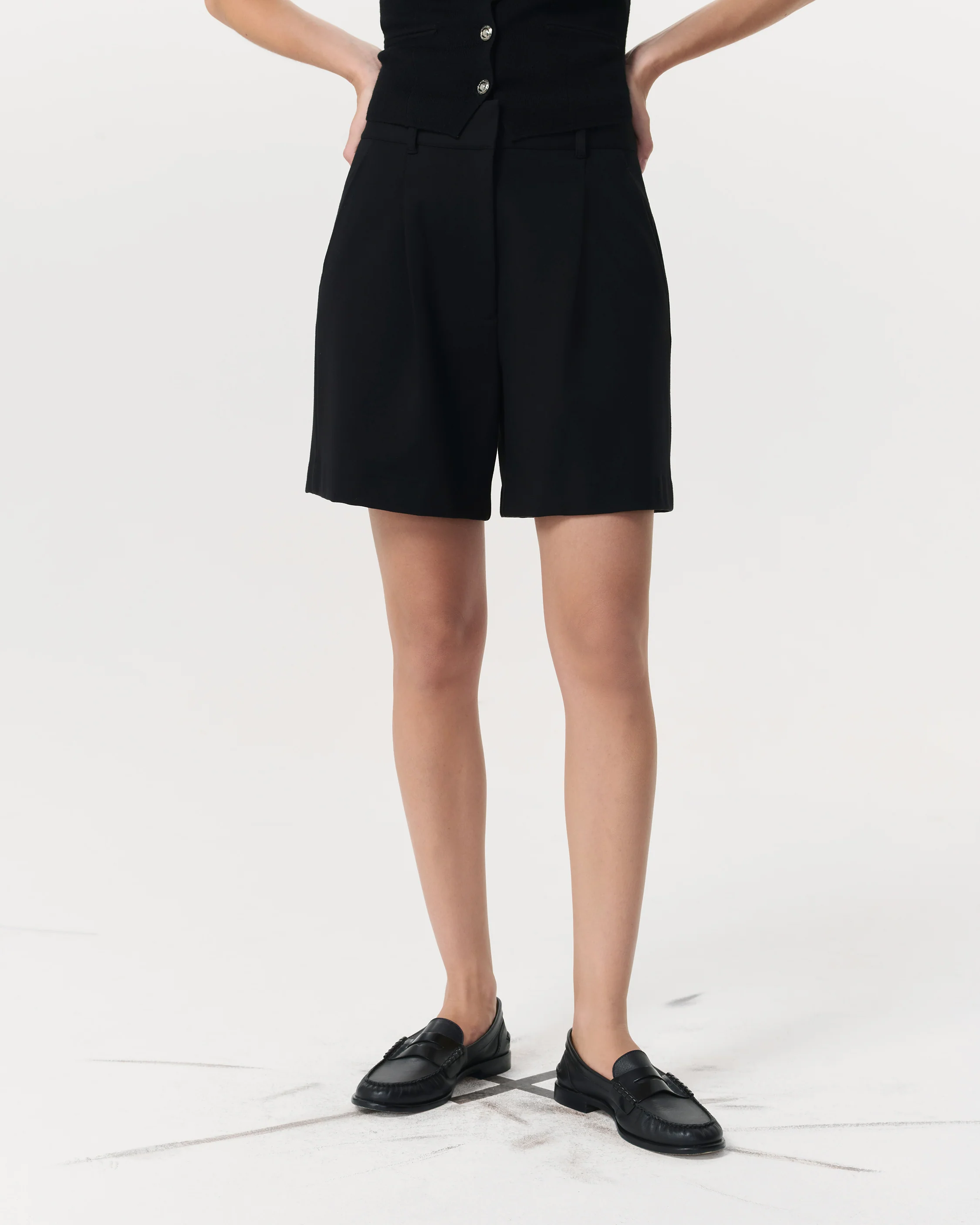 Irina Ponte Short - Image 3