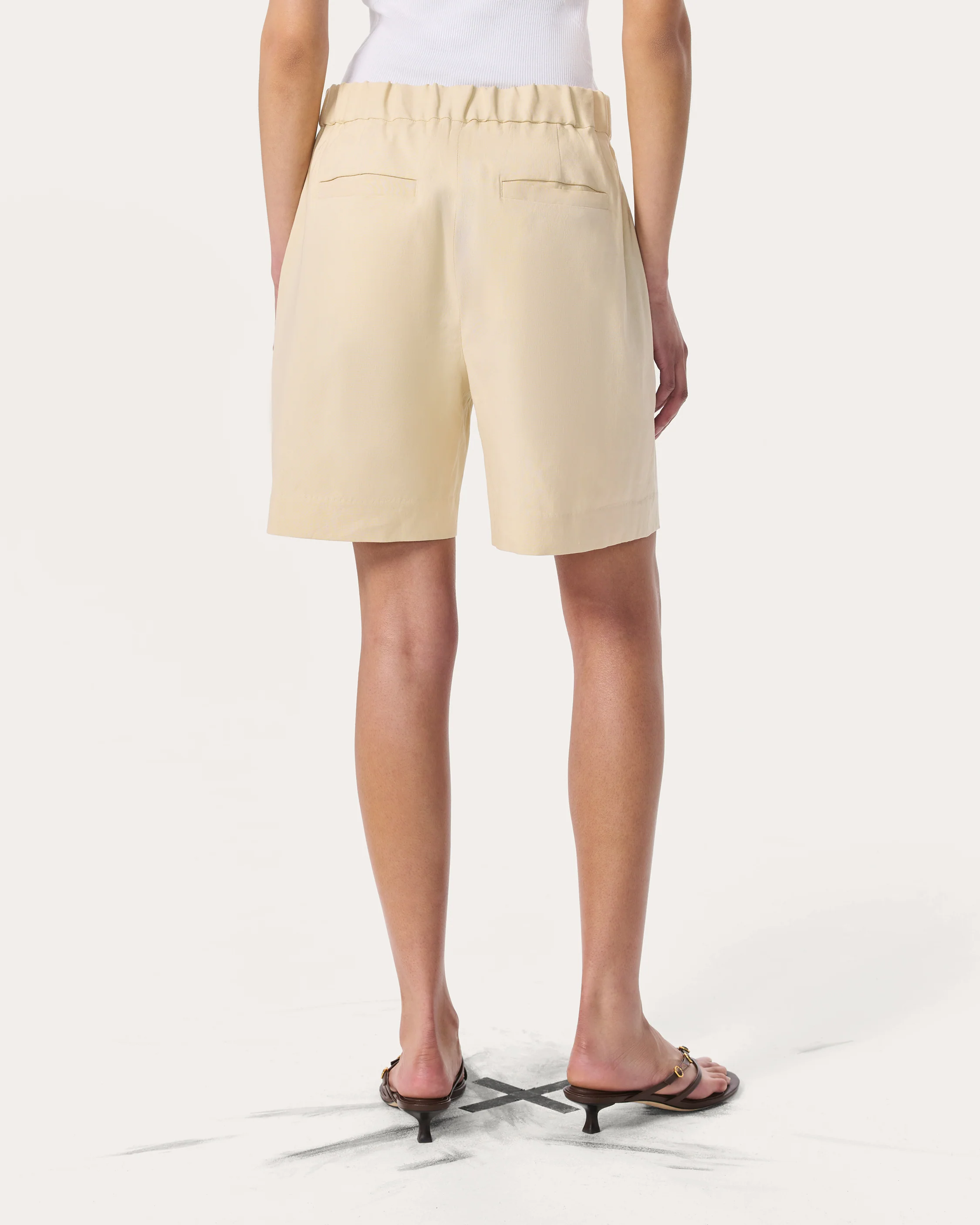 Leona Linen-Blend Shorts - Image 6