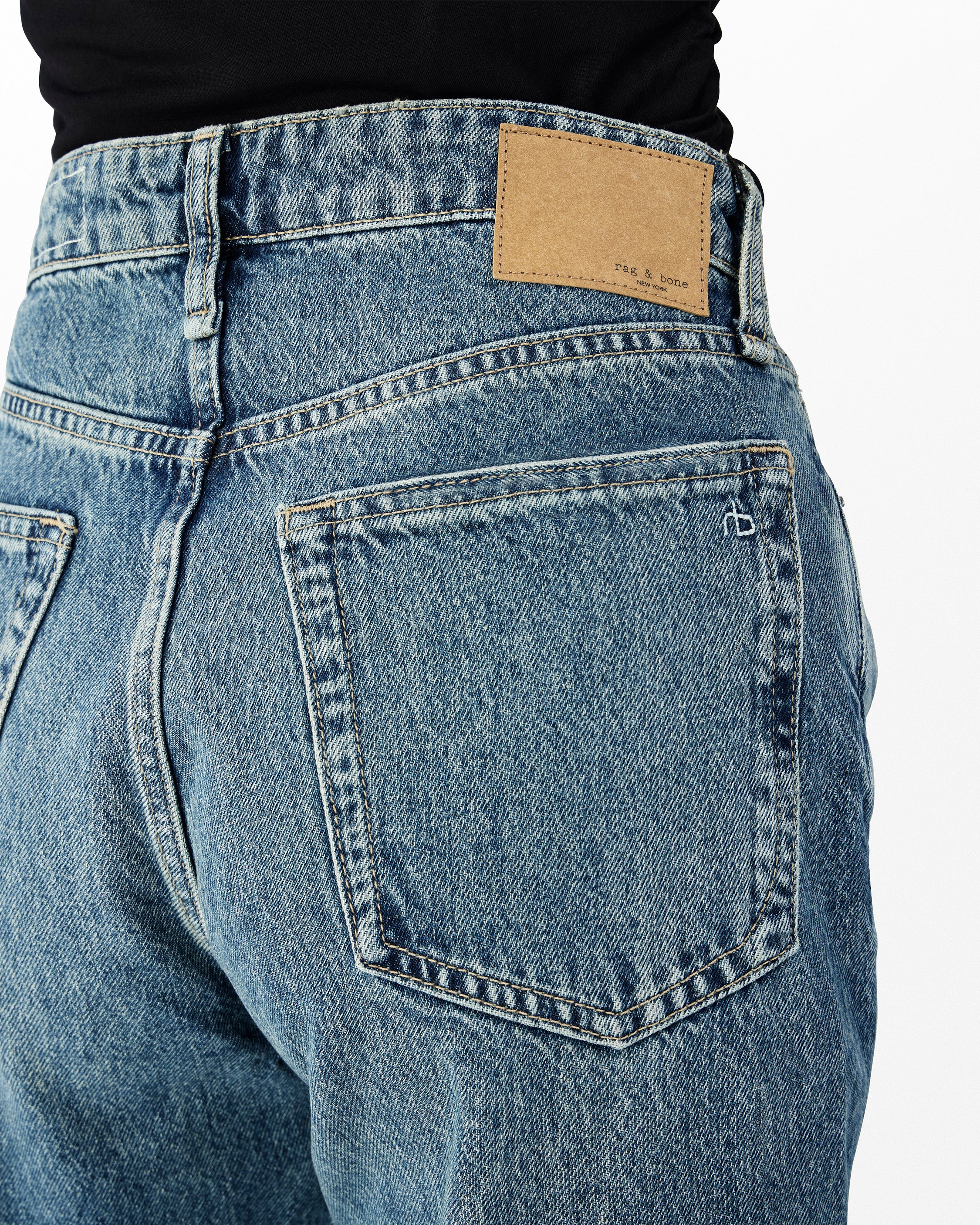 Logan Wide-Leg Jeans - Image 5