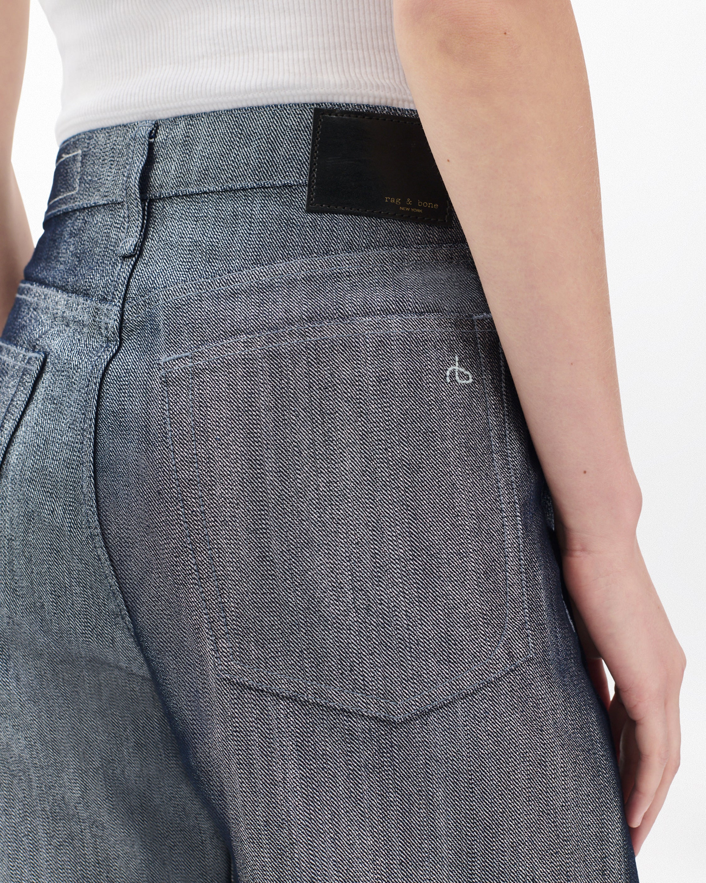 Logan Wide-Leg Jeans - Image 6
