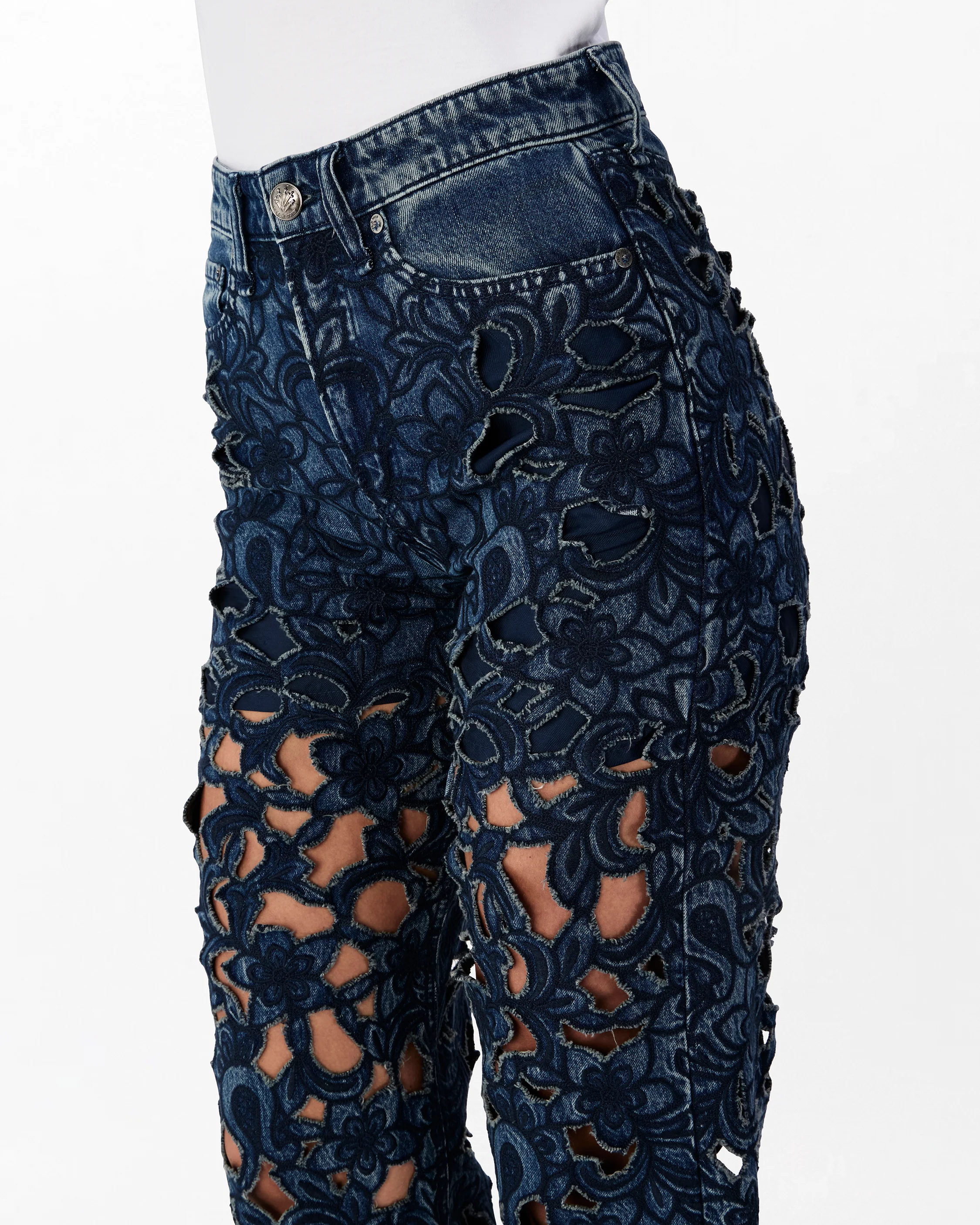 Logan Wide-Leg Jeans - Image 4