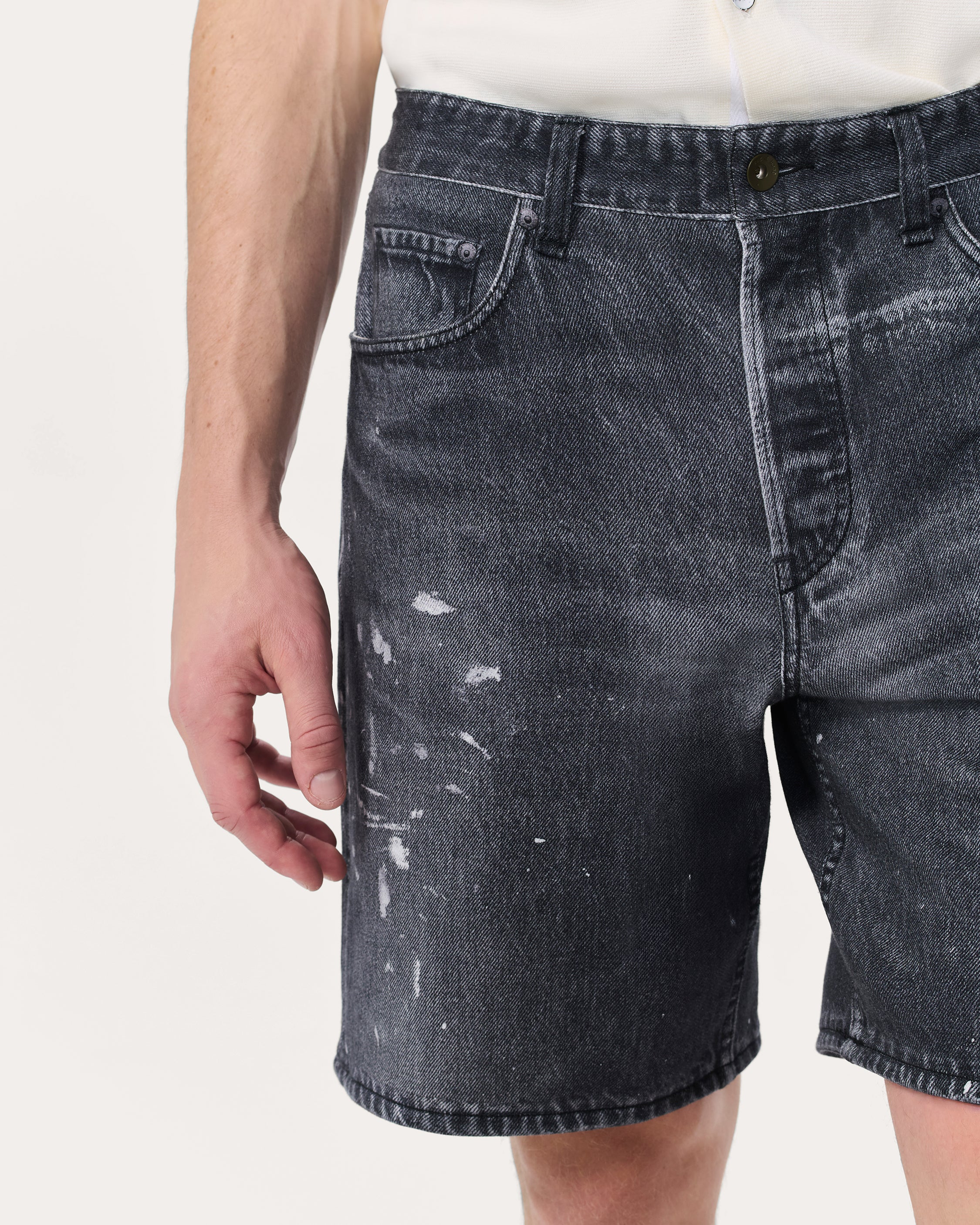 rb Miramar Fit 4 Shorts - Image 4