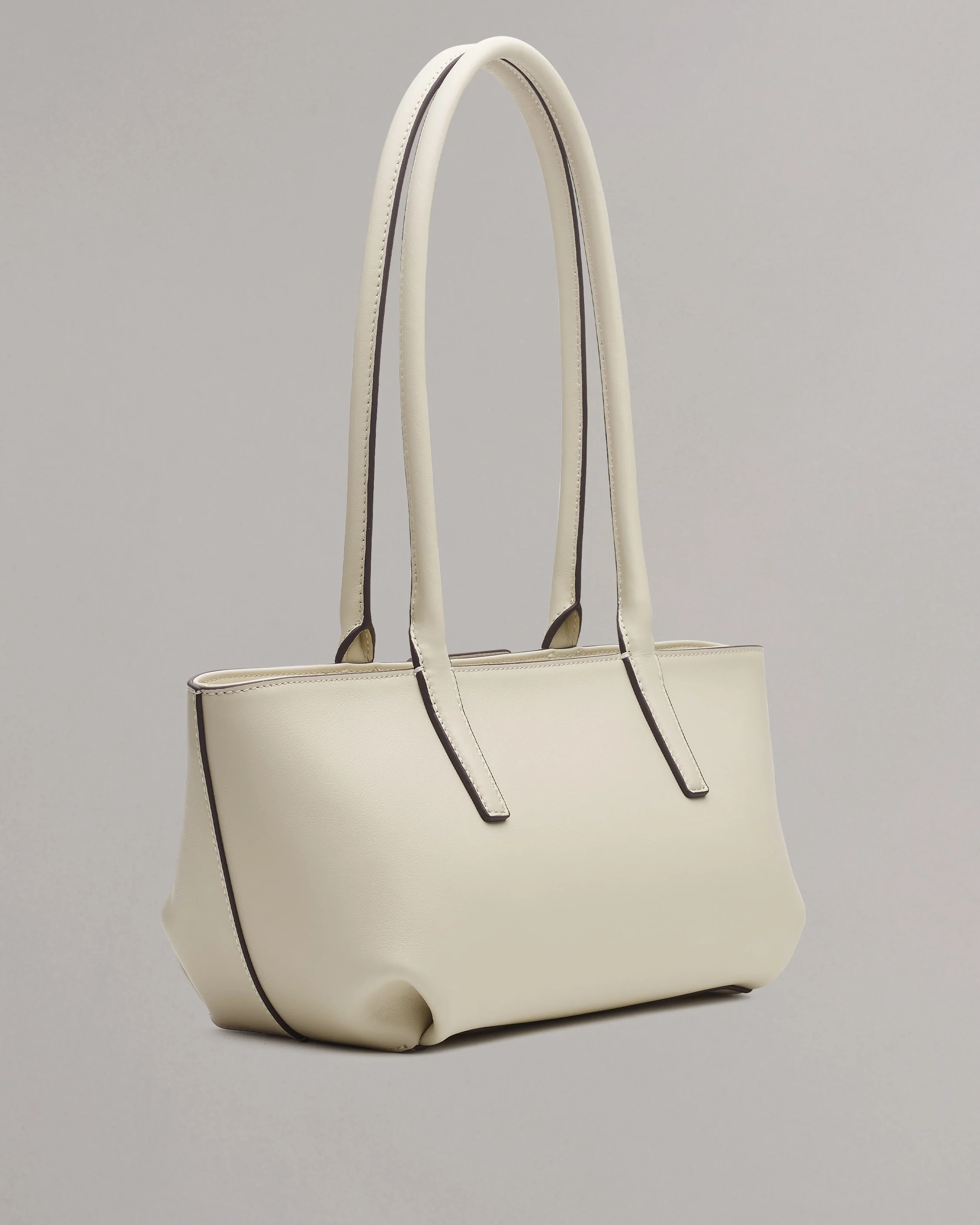 Realm Italian Leather Satchel - Image 4