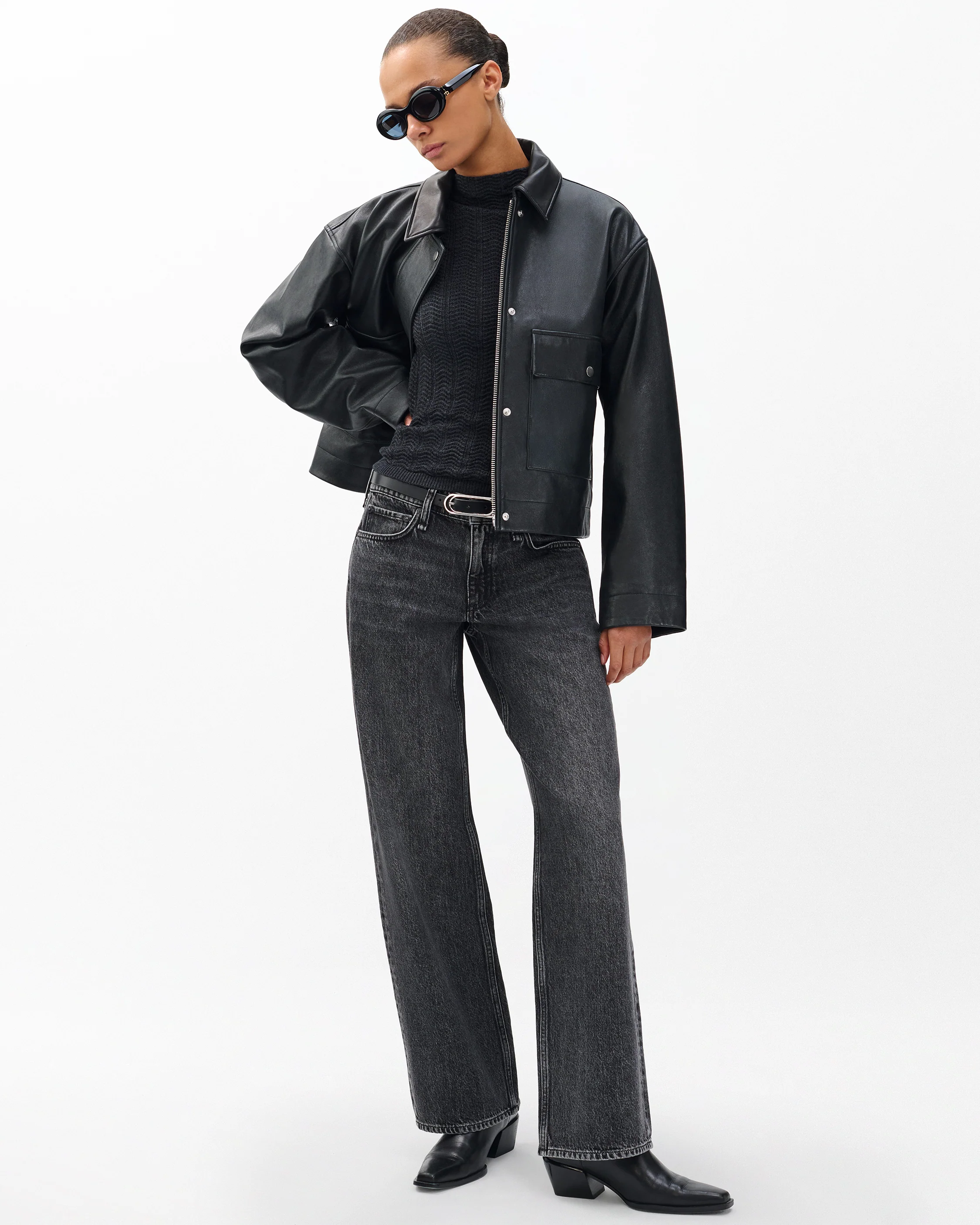 Saige Relaxed Straight Jeans - Image 3