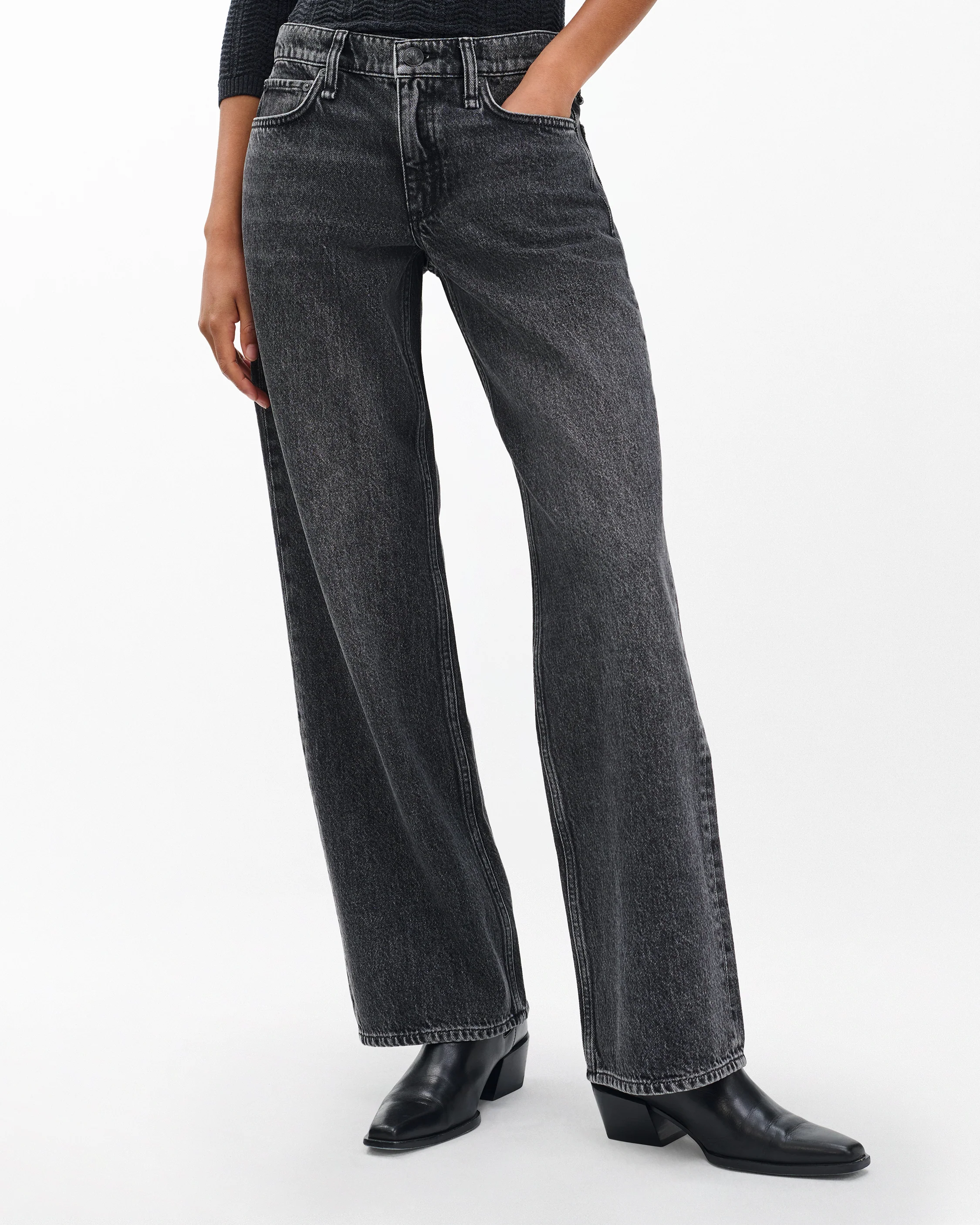 Saige Relaxed Straight Jeans - Image 4