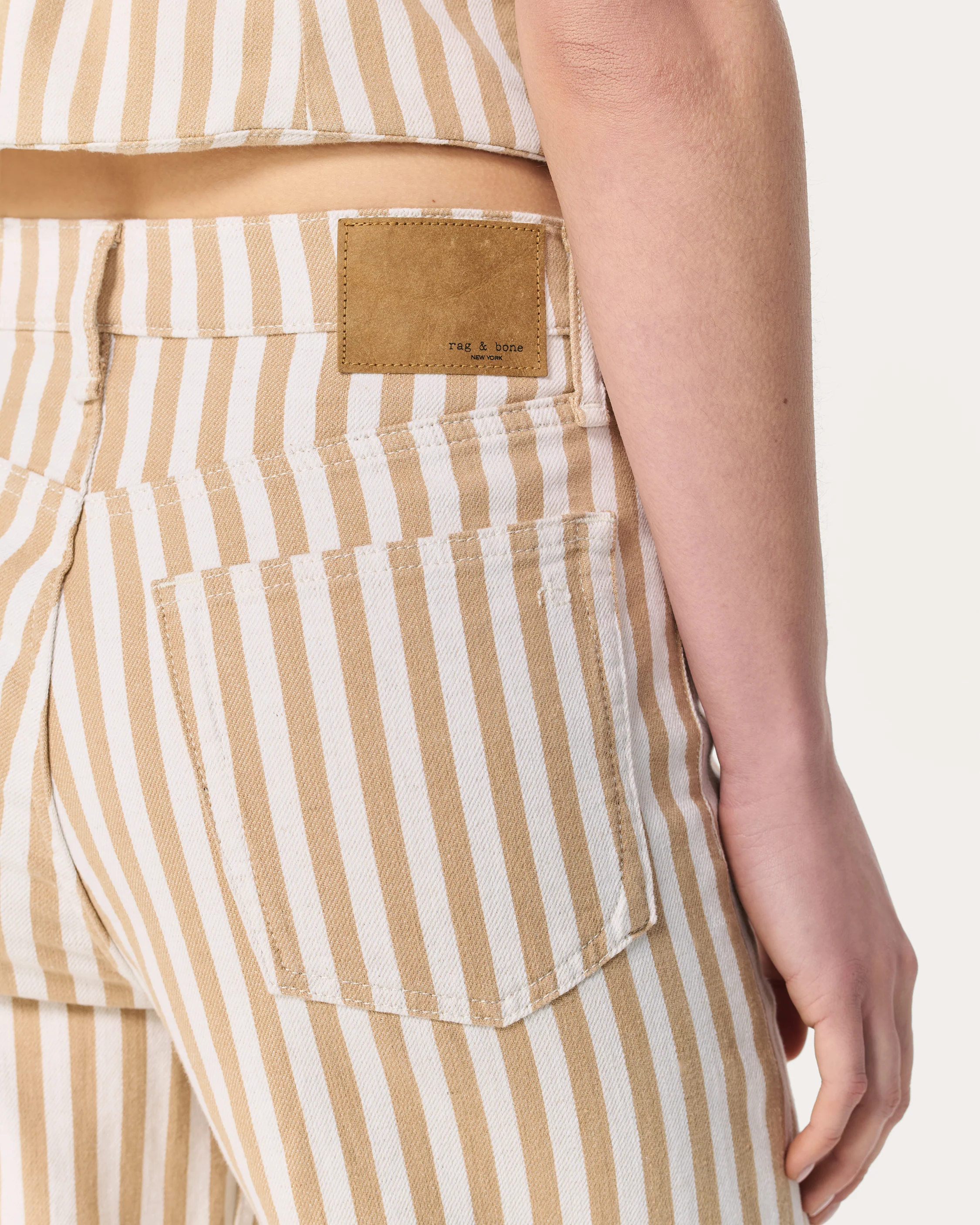 Shea Relaxed Straight Jeans - Image 5