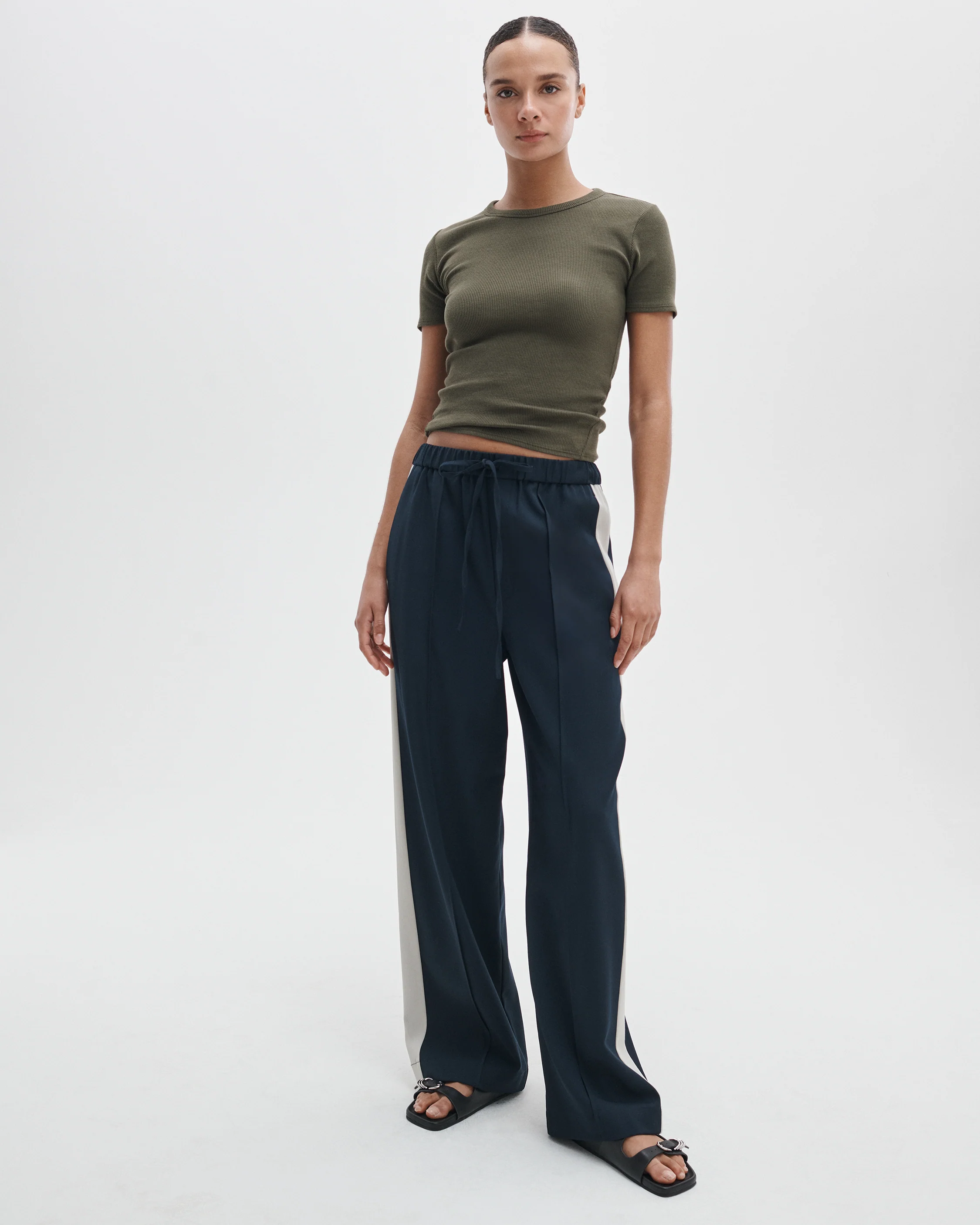 The Essential Ribbed Tee - Image 3