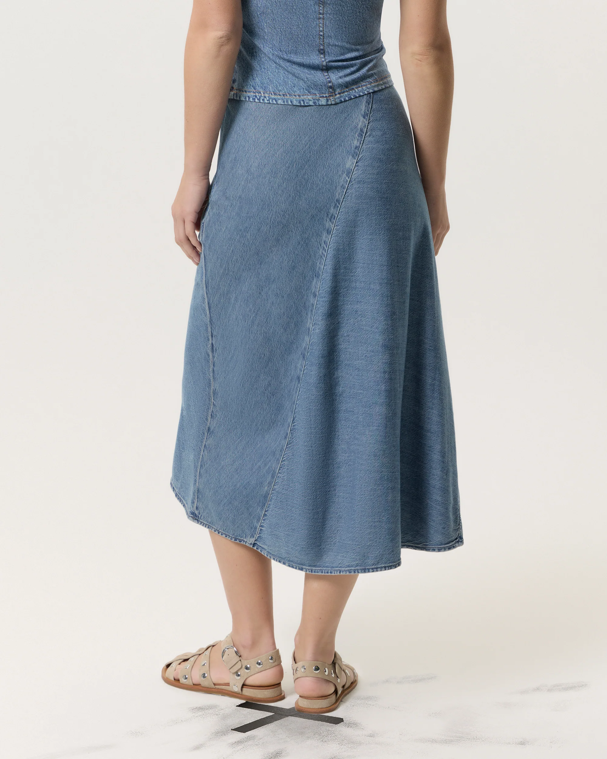 Ultra Featherweight Lisbon Skirt - Image 6