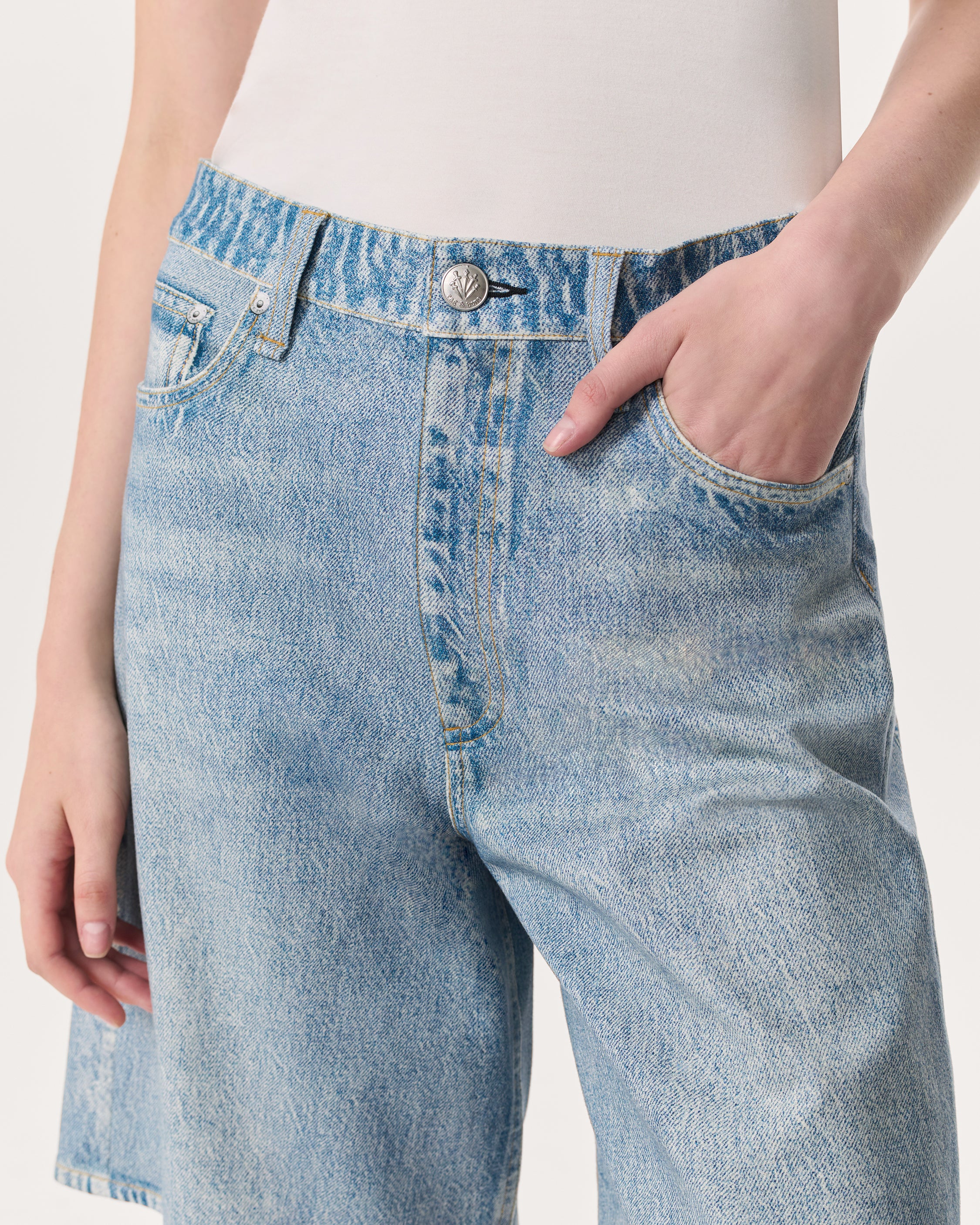 rb Miramar McKenna Shorts - Image 4
