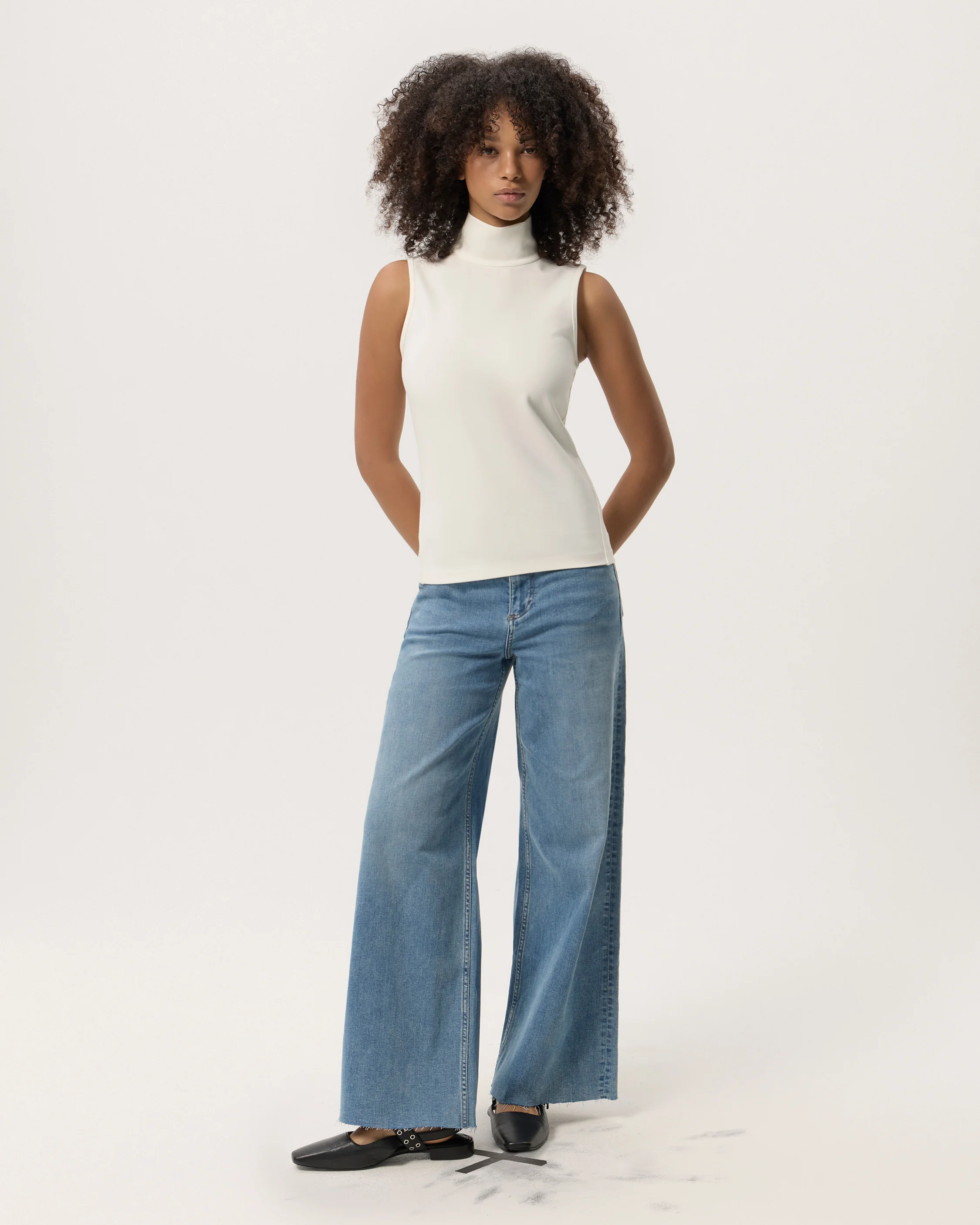 Irina Turtleneck Tank - Image 4