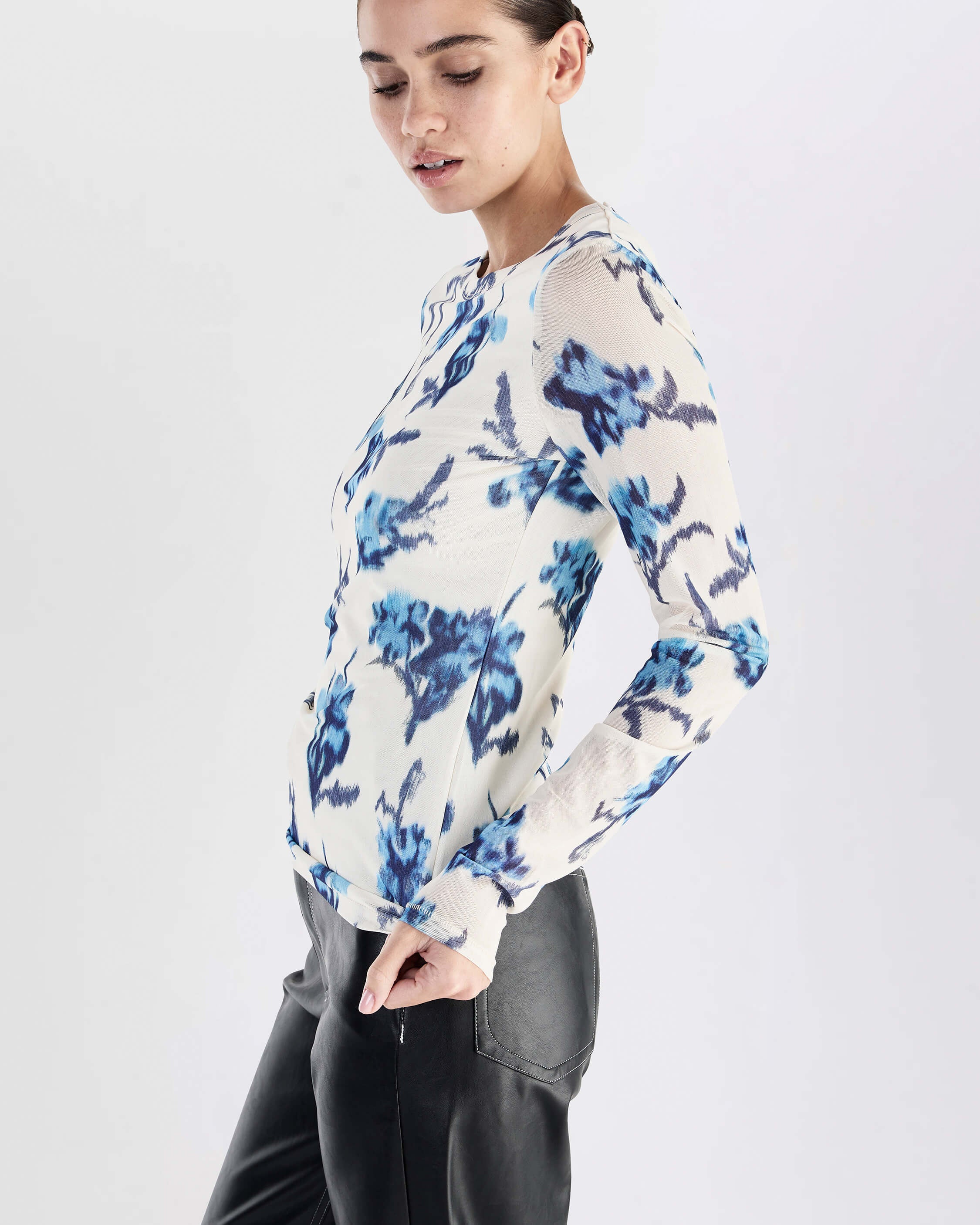 Yana Stretch Mesh Tee - Image 4