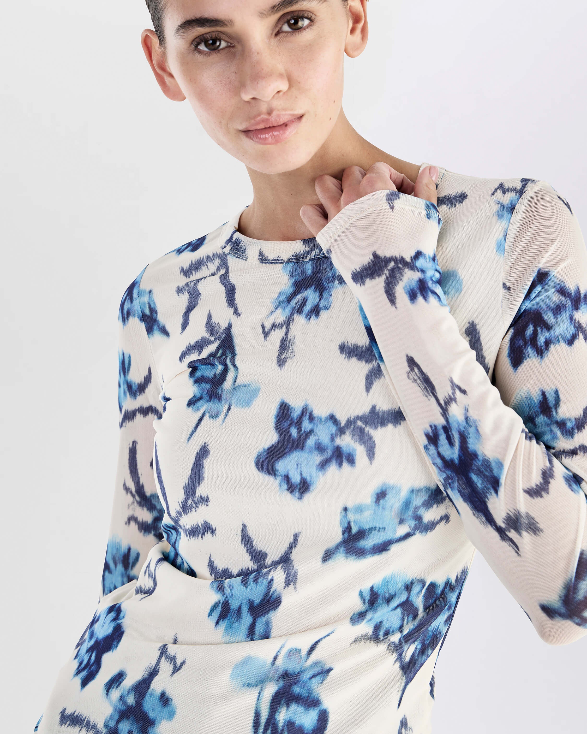 Yana Stretch Mesh Tee - Image 5